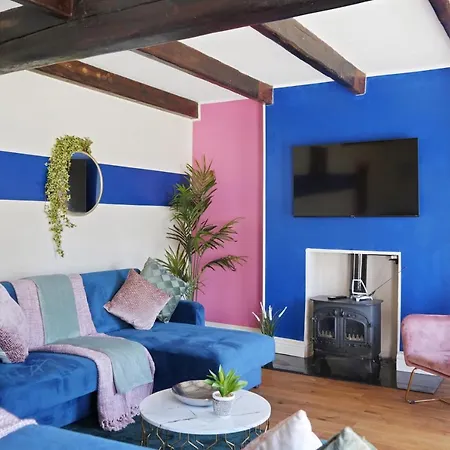 Apartment Beautiful 3 Bed In With Hot Tub Bristol